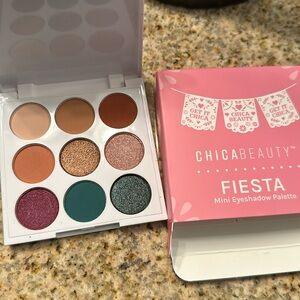 Chica beauty Fiesta mini eyeshadow palette